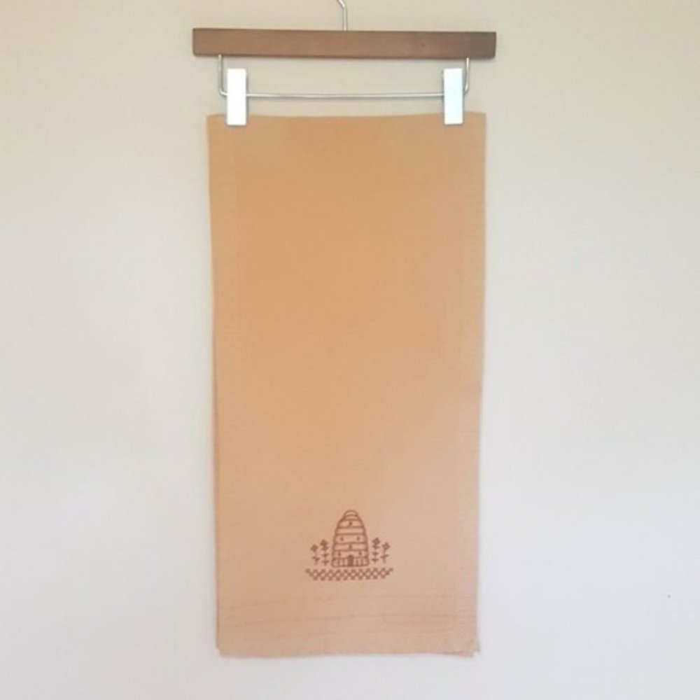 Beehive and floral  embroidered cotton table runner
